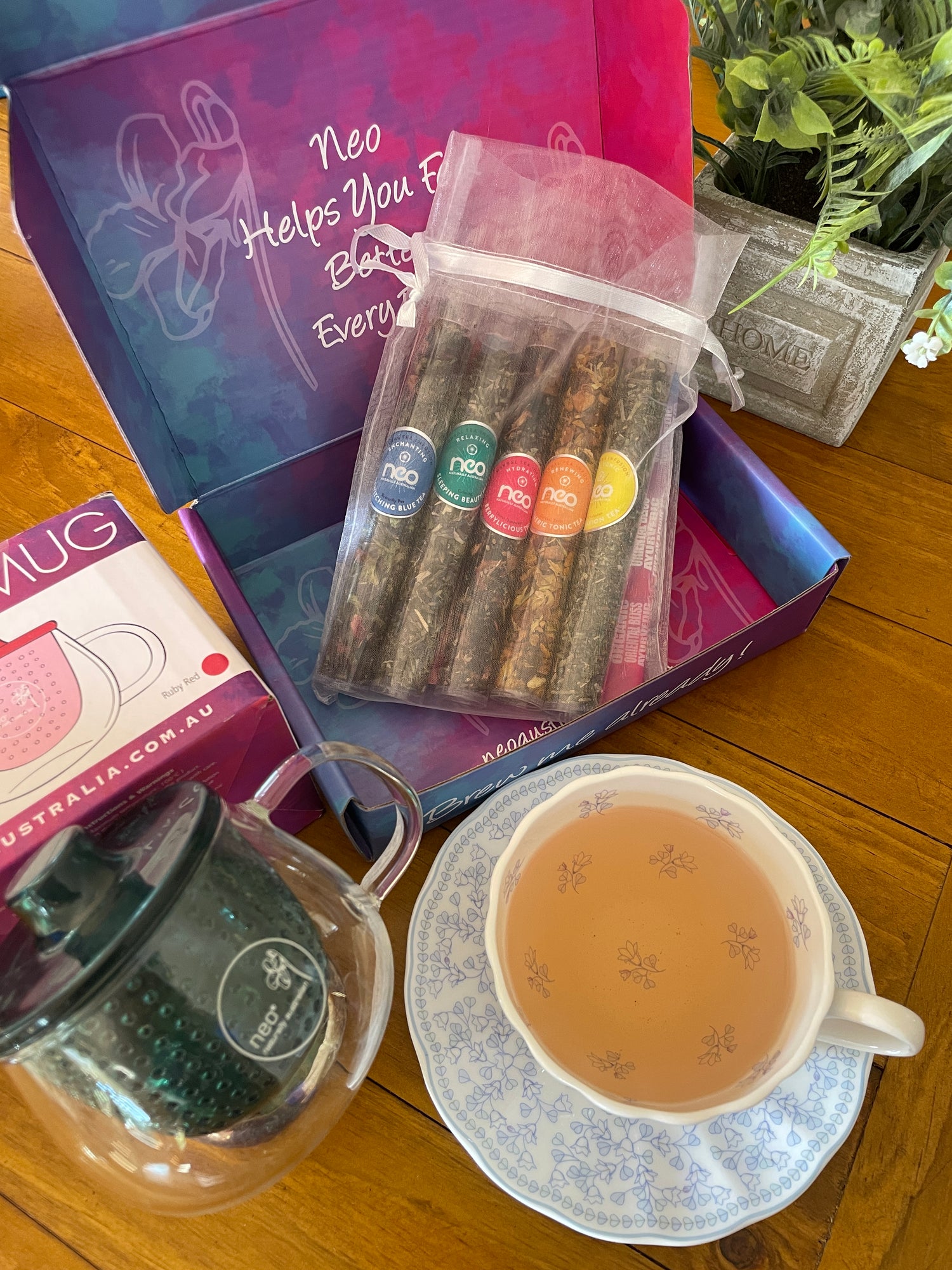 Sip and Smile Tea Gift Set