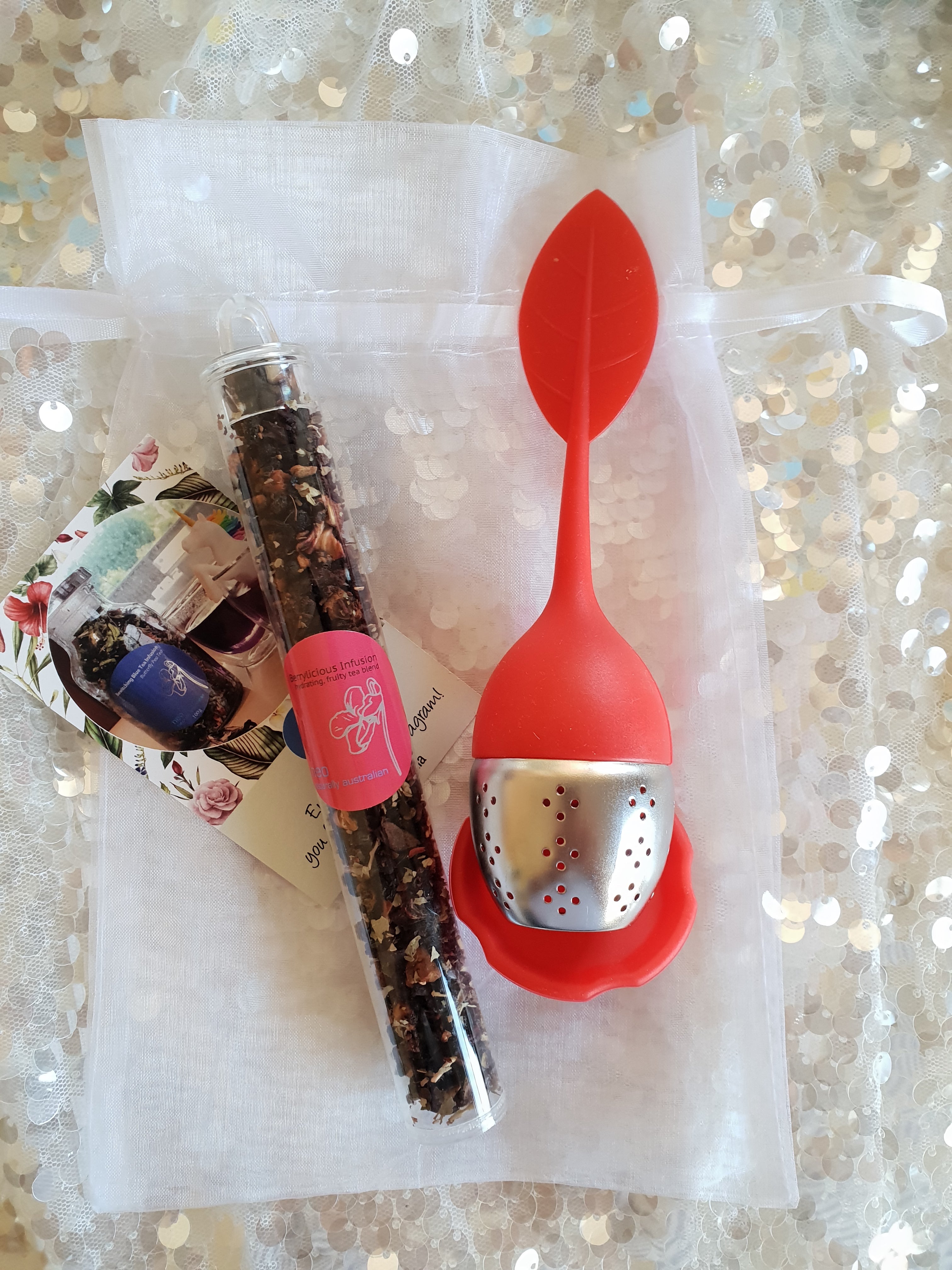 Berry Herbal Tea Sip Kit - Berrylicious