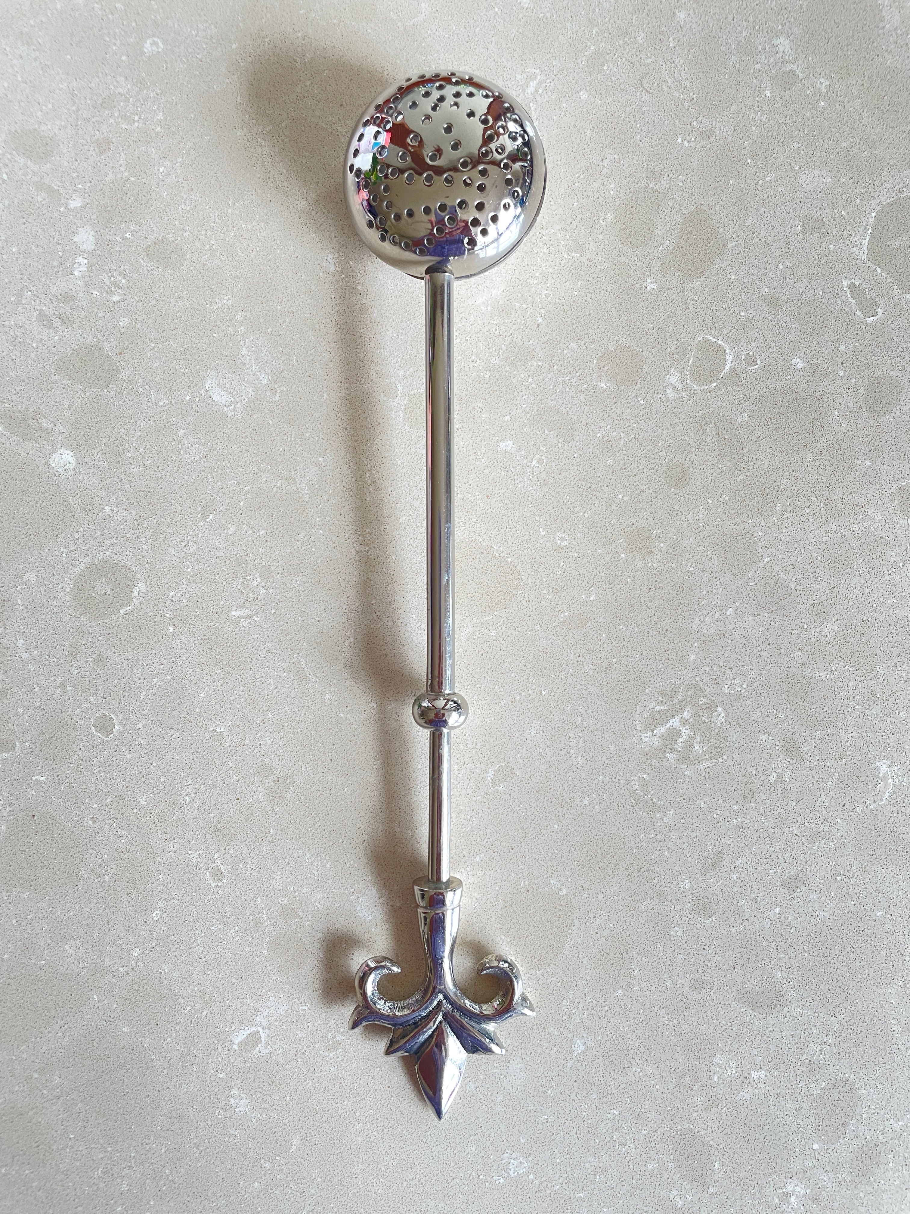 Fleur de lis Tea Infuser