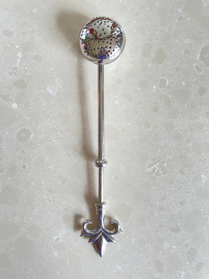 Fleur de lis Tea Infuser